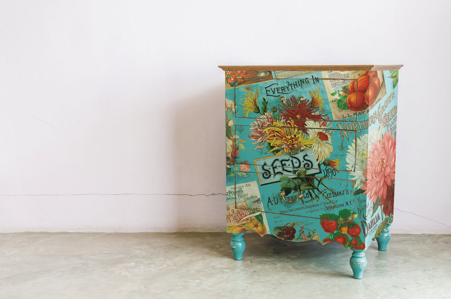 Seed Catalogue - IOD Decor Transfer