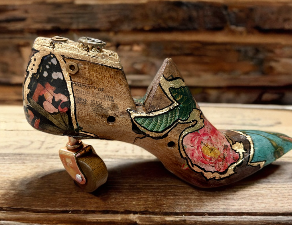 Vintage Shoe Last - Venice