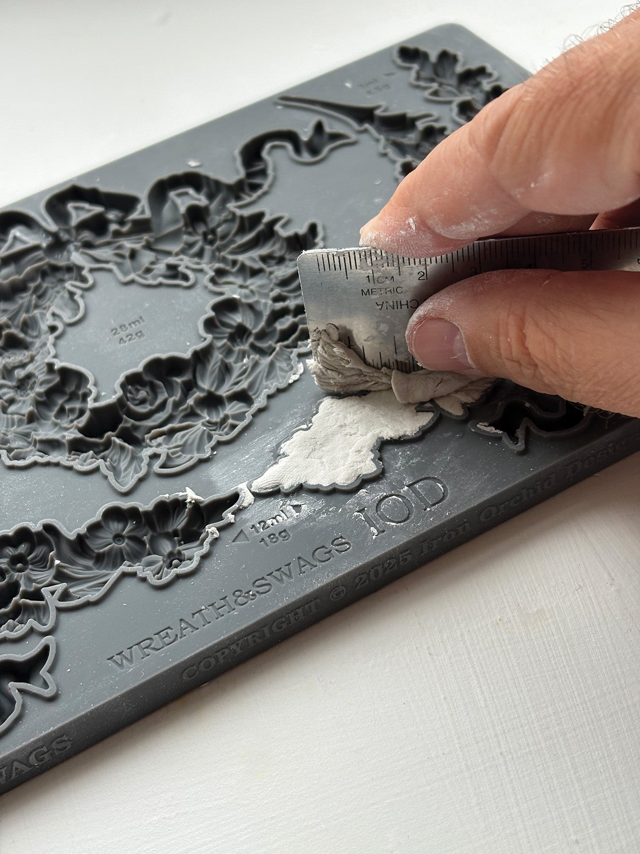 Wreath & Swags IOD Moulds (2026 Spring Release)